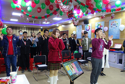 【惠聲圣誕主題生日會(huì)】好聲音驚喜開唱，歡聲笑語不斷